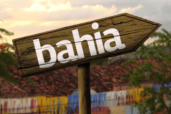 Placa com o nome "Bahia".